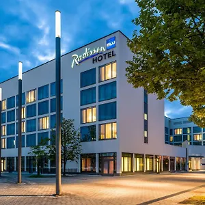 radisson-blu-hotel-hannover.hannover-hotel.net/